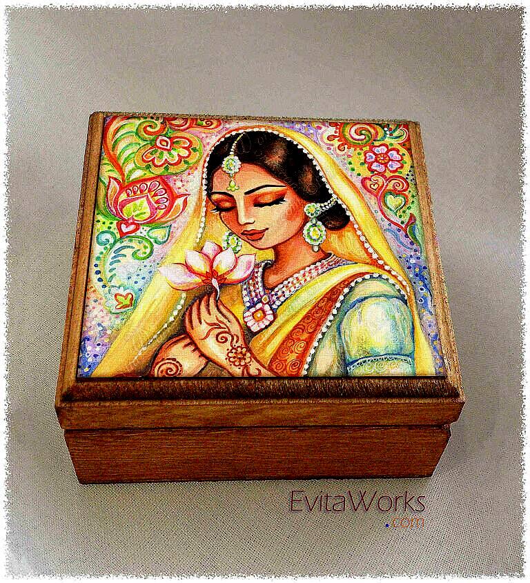 a4 east woman y19 bxs ~ EvitaWorks