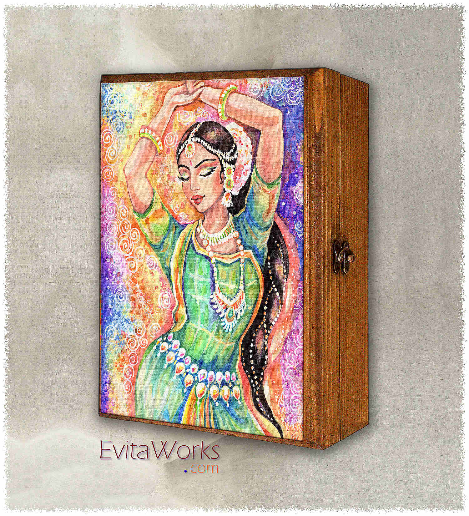 Hit to learn about "Light of Ishwari, Indian dancer" on jewelboxes