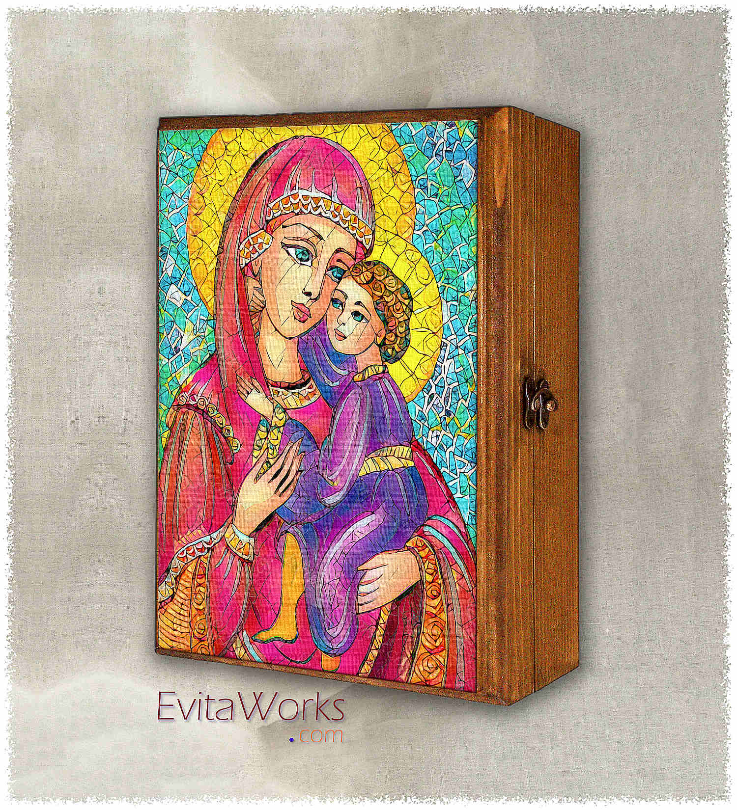 Hit to learn about "Green Ray Madonna, Mother and Child" on jewelboxes