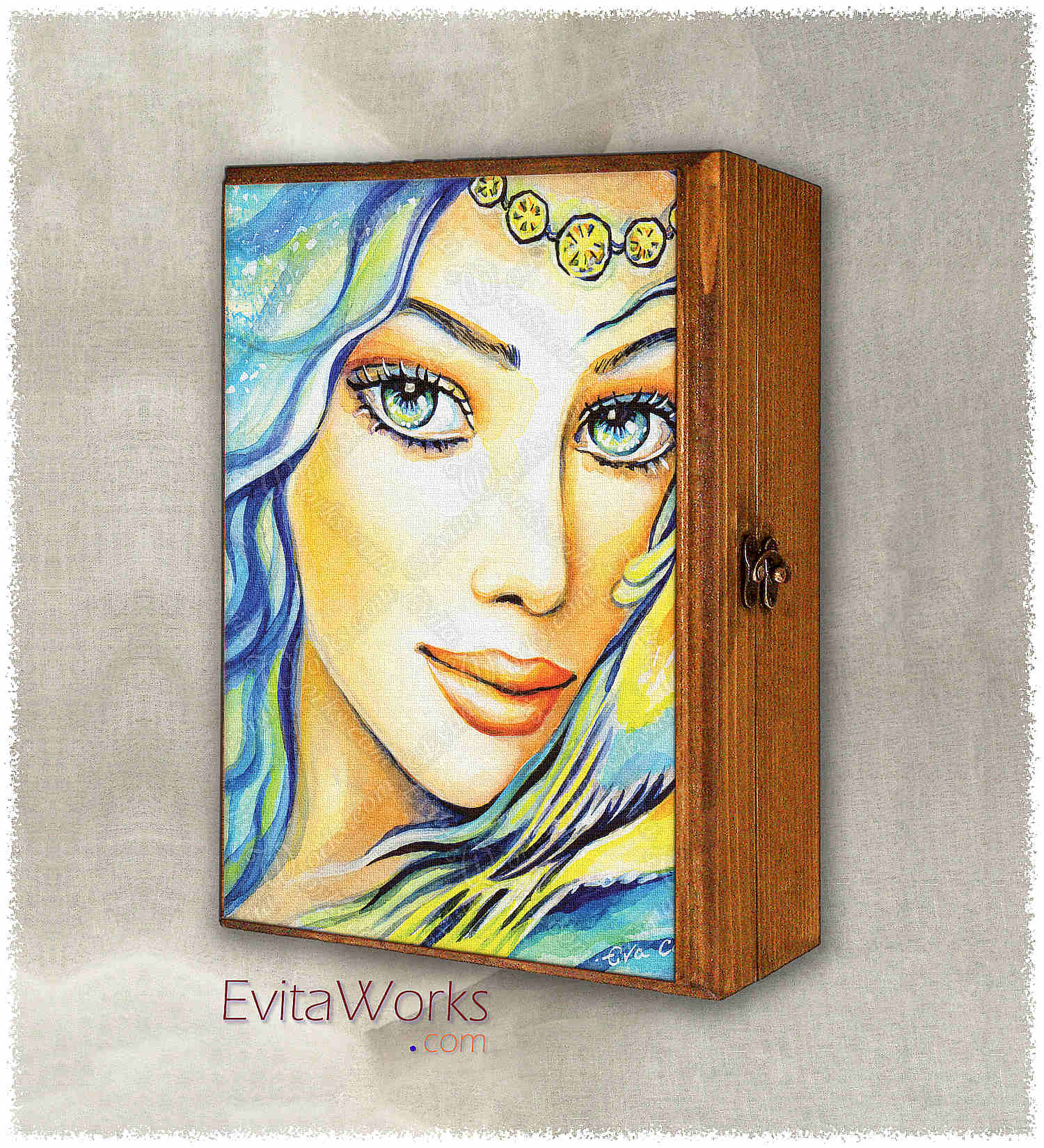 Hit to learn about "Bird of Secrets, fairy, beautiful mythical face" on jewelboxes